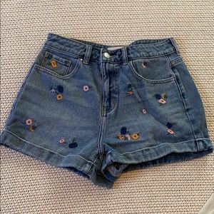 PacSun flower mom short